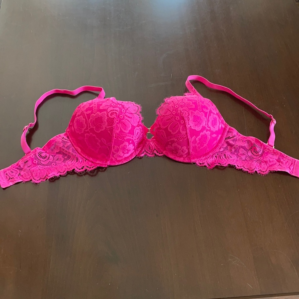 La Senza Beyond Sexy Push Up Bra Fushia lace 32DD
